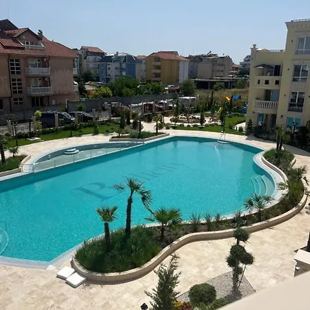 Lejlighed Sunny In Bellicity Complex *